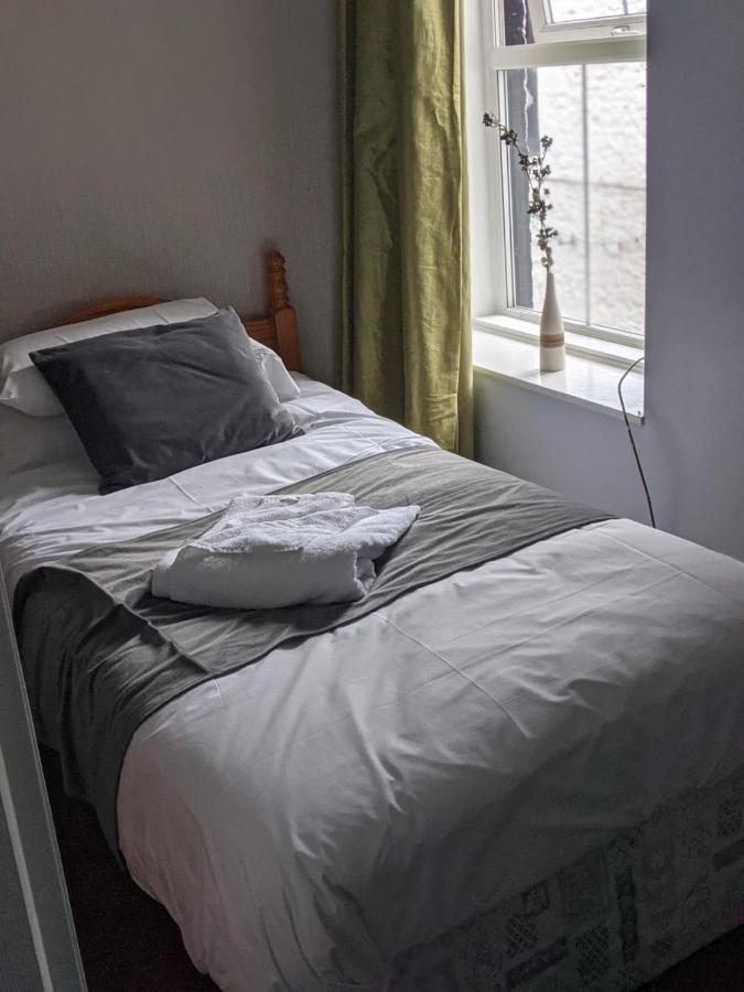 Crown Hotel Langholm Quarto foto